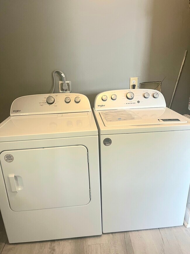 newly installed washer and dryer - 321 Stonewall Ave S