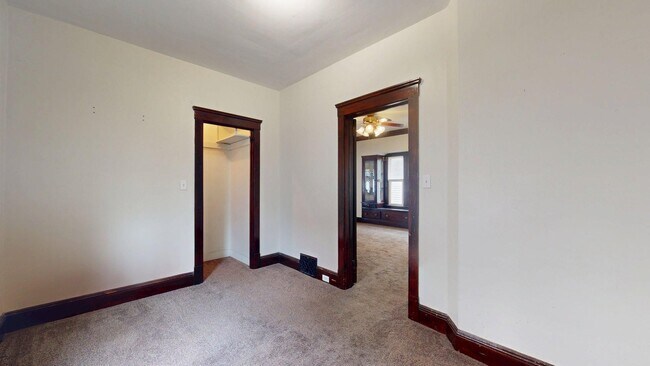 Building Photo - 3590 W 47th St