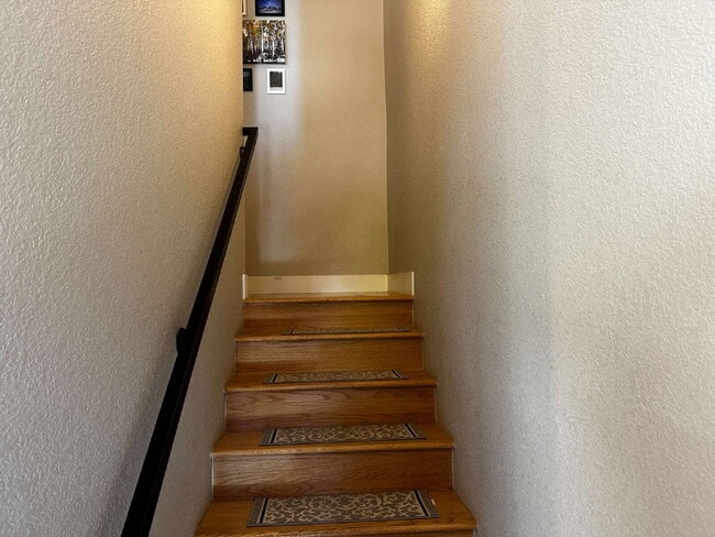 Building Photo - "Experience Modern Comfort: Spacious 2-Bed...
