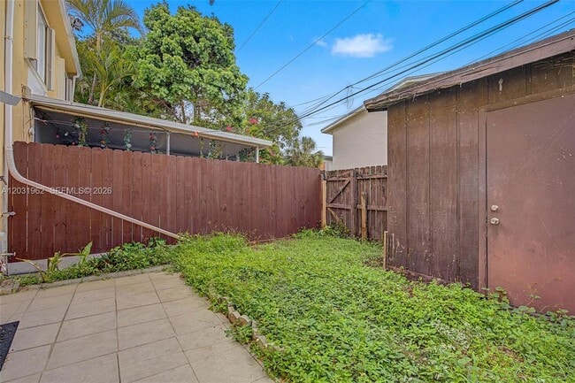 Building Photo - 3764 SW 60th Terrace