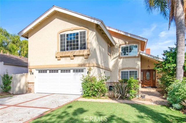 Primary Photo - 14252 E Mall St