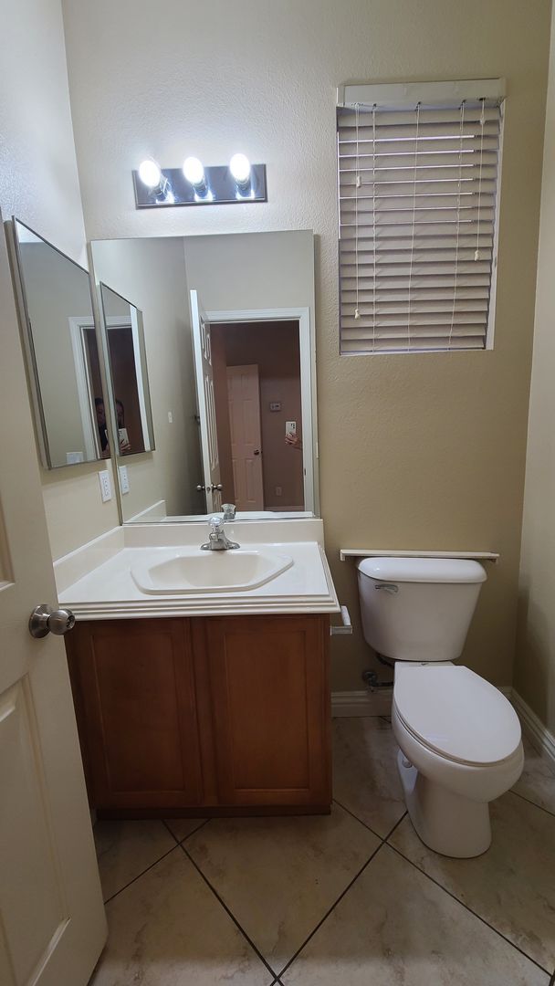 Building Photo - 2 Story home in Southwest Las Vegas