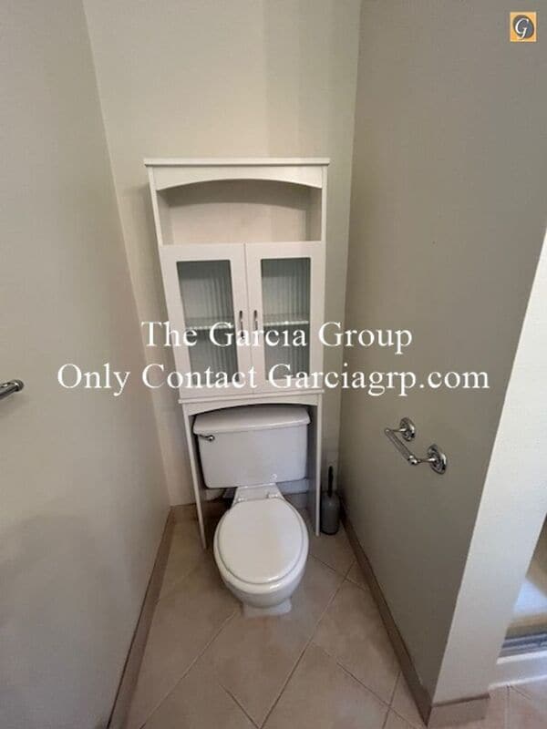 Building Photo - 315 Cervantes Cir