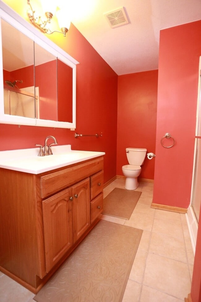 Building Photo - 4 BD Brooklyn Park Home for Rent