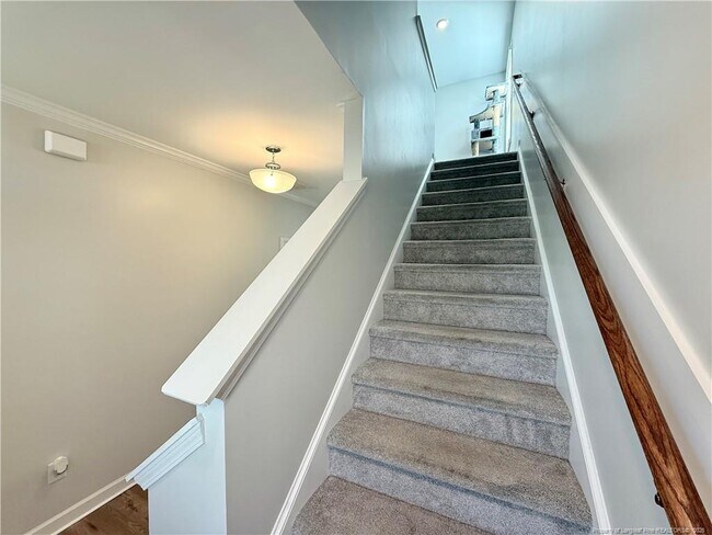 Building Photo - 39 Princelet Pt