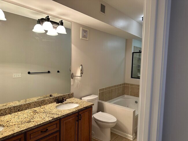 Building Photo - 665 Tennessee St