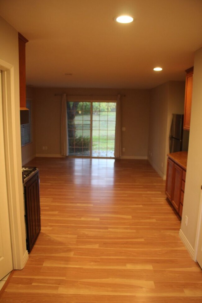 Building Photo - Wild Horse Lane, 540