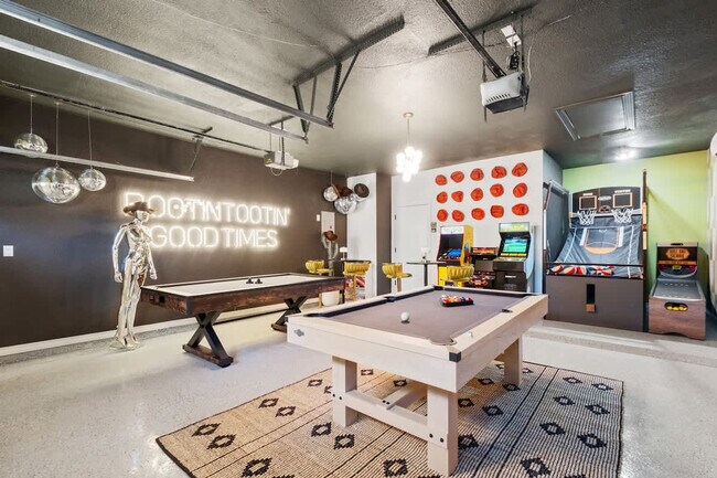 Building Photo - 13702 Yellow Oak Cir