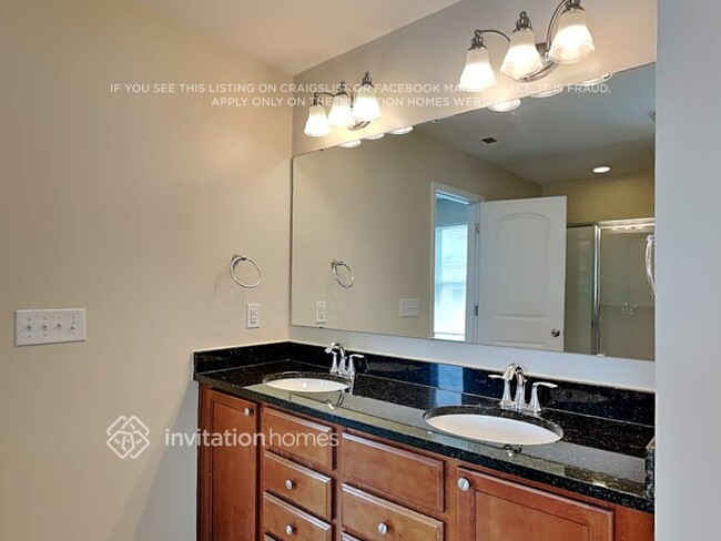 Building Photo - 7048 McLothian Ln