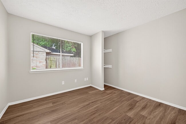 Building Photo - 13215 Vista Oro Dr