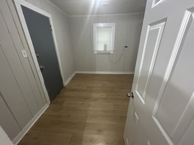 Building Photo - 3576 Fuller Rd