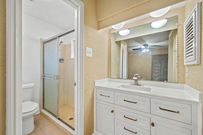 Building Photo - 9302 Claridge Dr