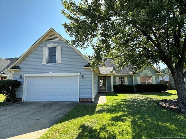 Primary Photo - 1519 Pinebrook Dr