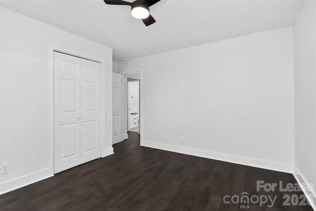 Building Photo - 1814 Eastway Dr