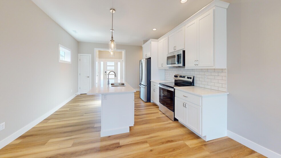 Building Photo - 4534 Hogan Dr
