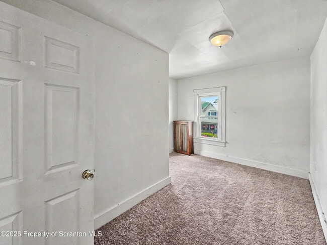 Building Photo - 1315 Farr St