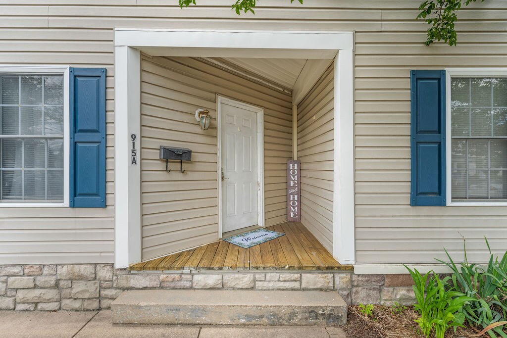 Building Photo - 915 Lafayette Blvd