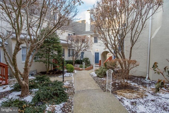 Building Photo - 1529 Margaret Ct