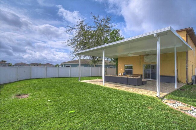 Building Photo - 17455 Garden Heath Ct