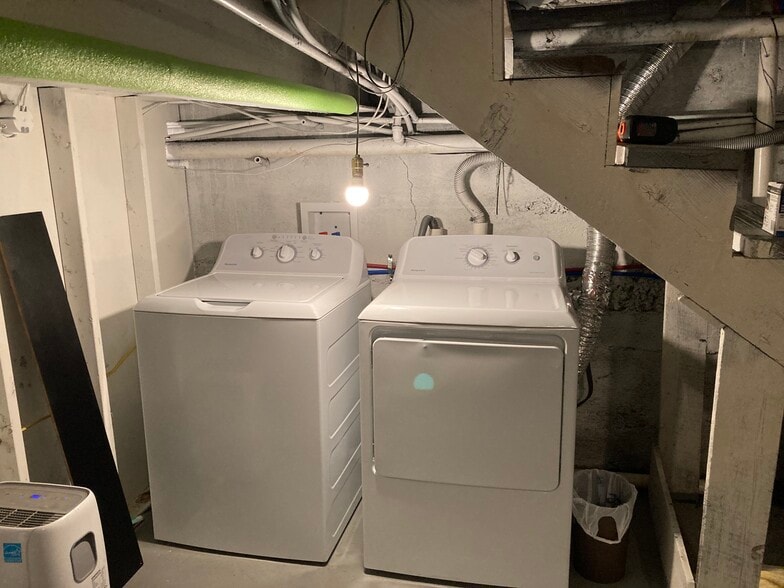Shared Laundry - included - 44 E Bacon St