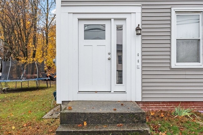 Building Photo - 39 Park St