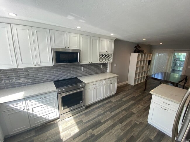 Building Photo - 1791 Lindo St