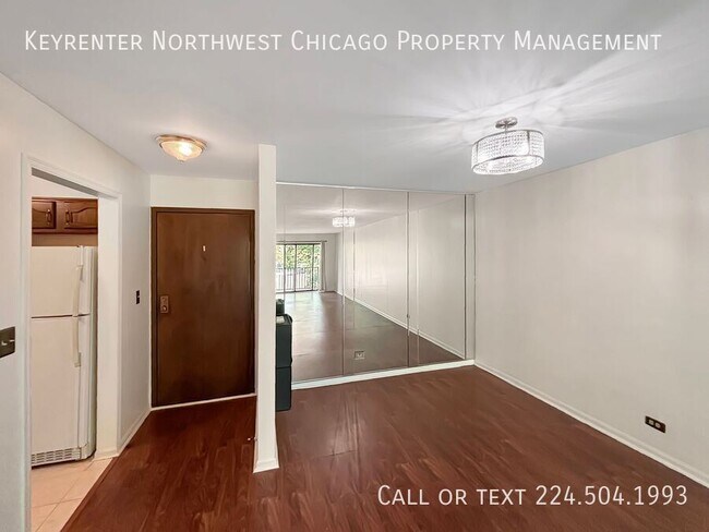 Building Photo - 950 E Wilmette Rd