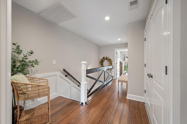 Building Photo - 1735 Brittlebush Ln