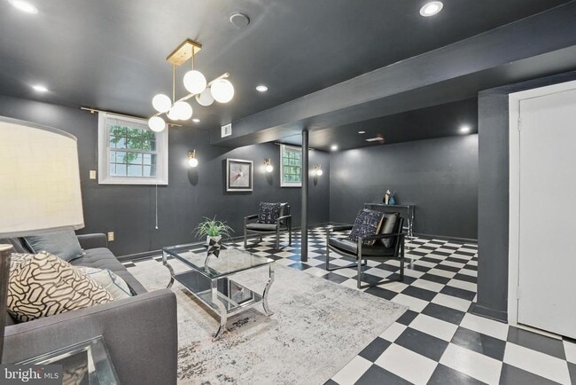 Building Photo - 7910 Bayberry Dr