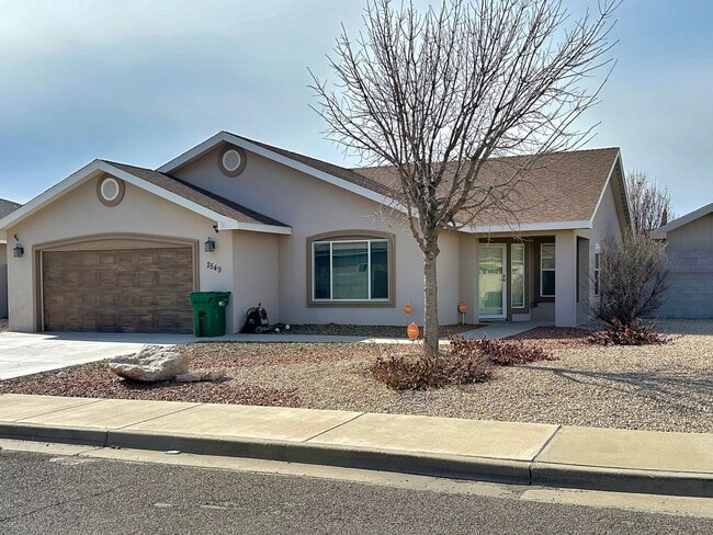 Primary Photo - 2549 Traditions Dr
