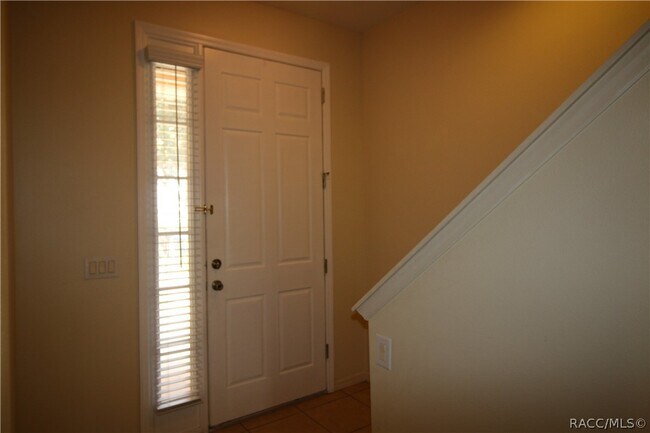Building Photo - 1600 W Spring Meadow Loop