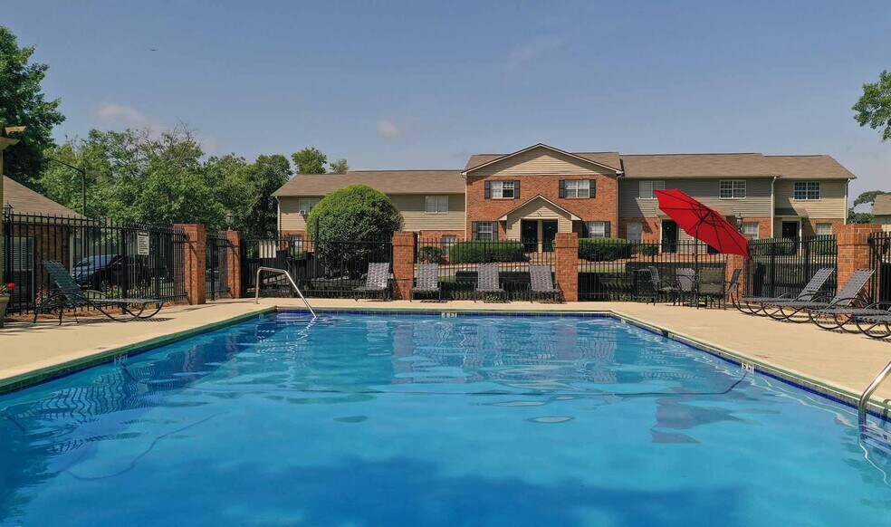 Primary Photo - Georgia Green Townhome Apartments