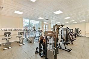 Building Photo - 2030 S Ocean Dr