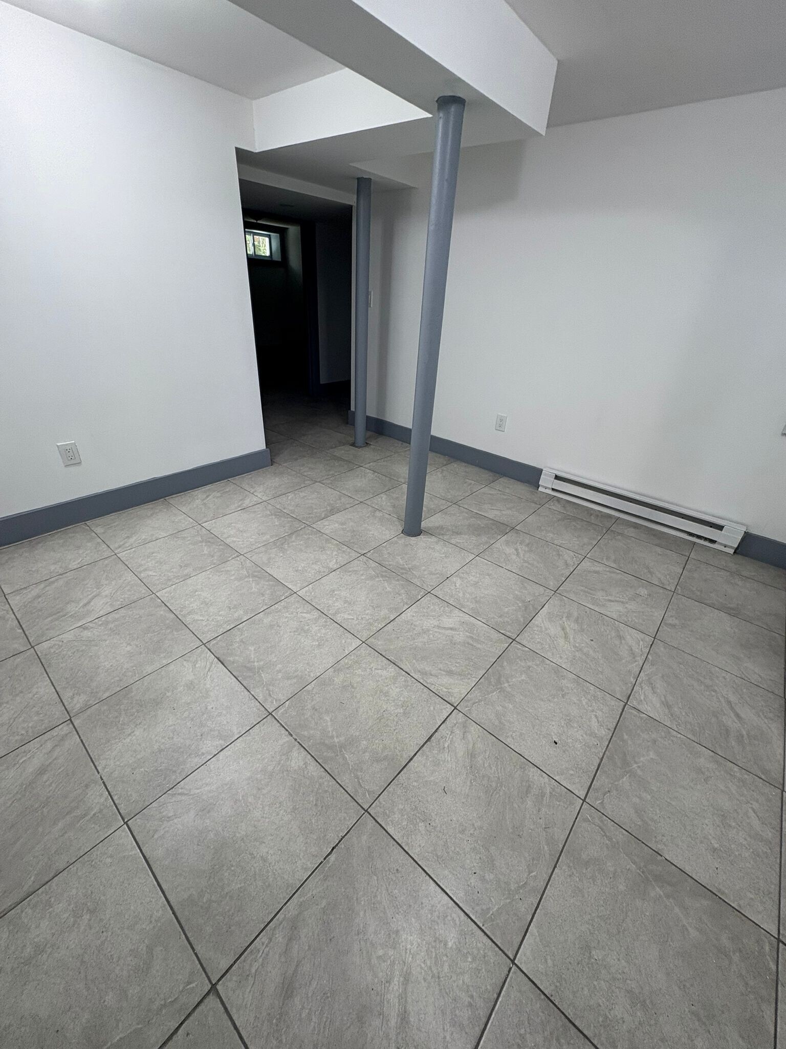 Building Photo - 26 Finlay Pl