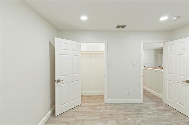 Building Photo - 9900 Presthope Dr