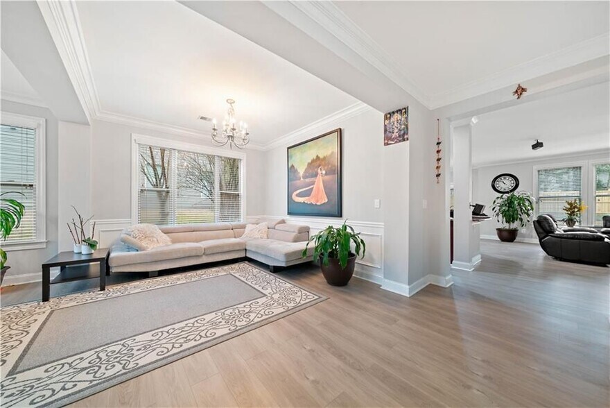 Building Photo - 5370 Breckinridge Ln