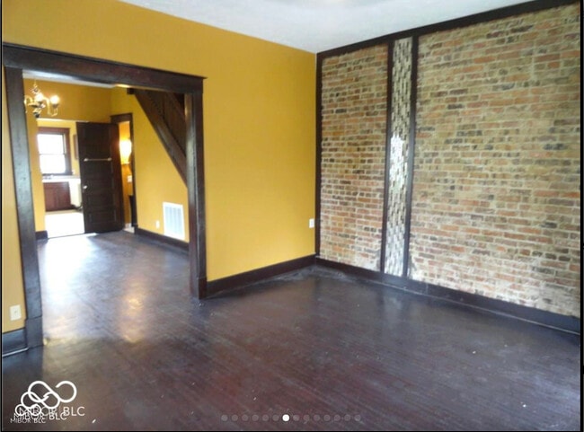 Building Photo - 1841 N Talbott St