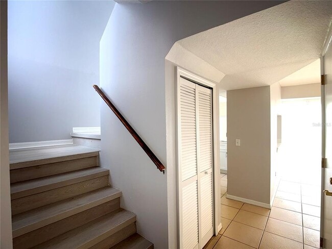 Building Photo - 306 Mango Dr