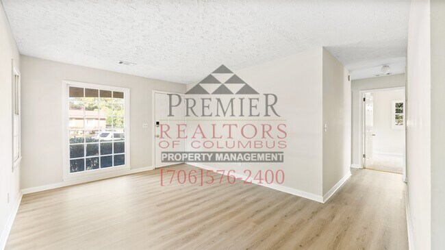 Building Photo - 330 Mays Ave