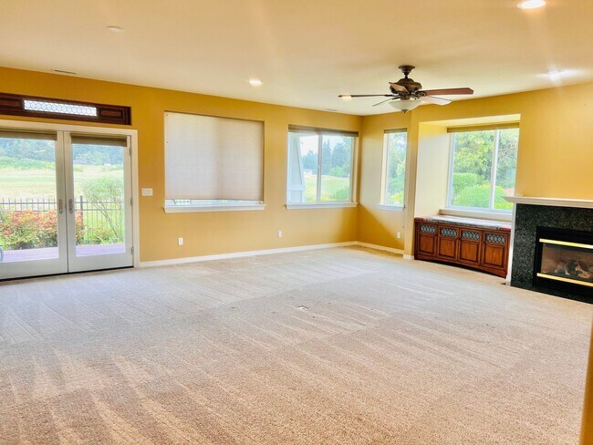 Building Photo - 8333 Camano Loop NE