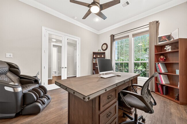 Building Photo - 32607 Wingfoot Cir
