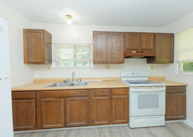 Building Photo - 6067 Veeder Rd