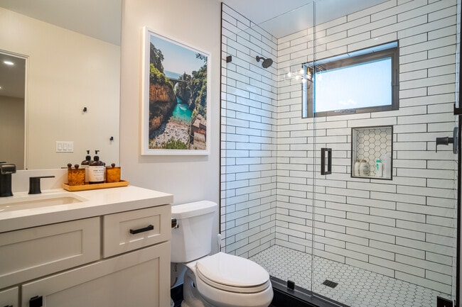 Building Photo - 1012 Beryl St