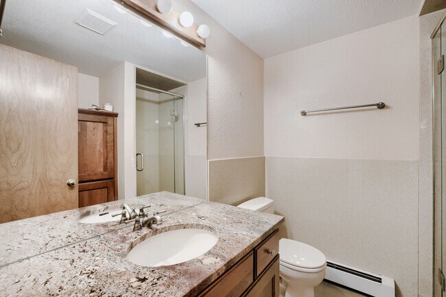 Building Photo - 21648 Mountsfield Dr