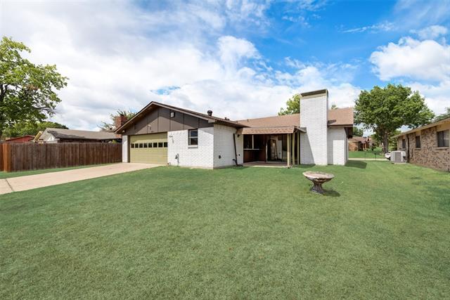 Building Photo - 2410 Cedar Elm Ln