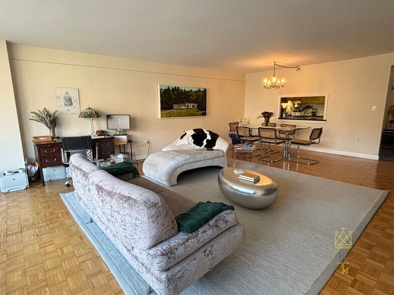 Building Photo - 45 Longwood Ave