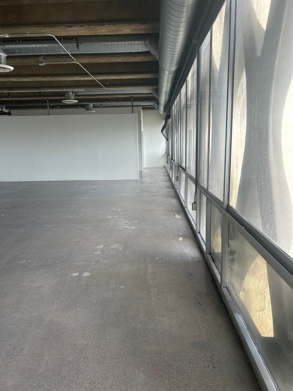 Building Photo - 2404 Wilshire Blvd