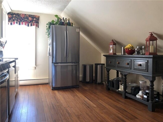 Building Photo - 12 Washington St