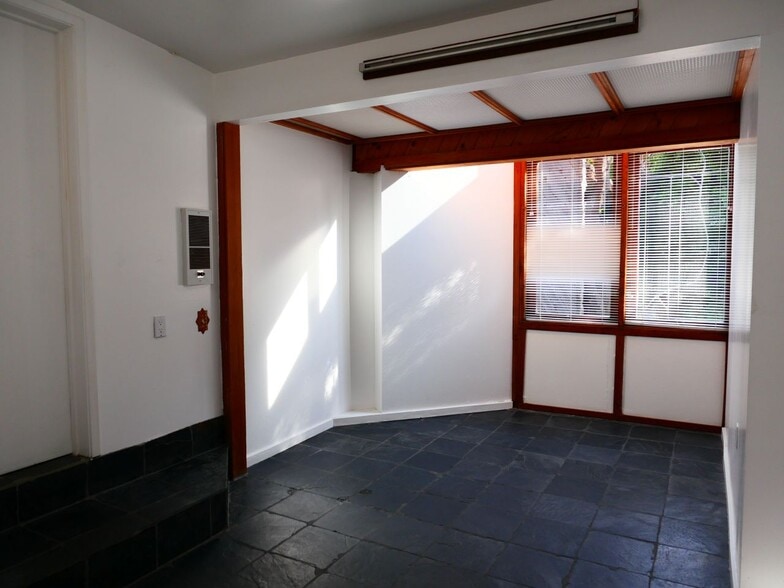 Building Photo - 6456 Surfside Way
