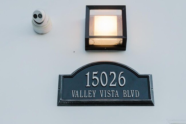 Building Photo - 15026 Valley Vista Blvd